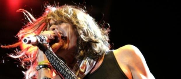Steven Tyler experimenta con la música country Steven Tyler experimenta con la música country