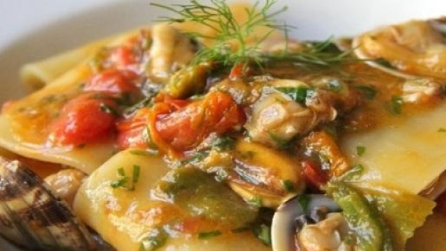 Paccheri con le vongole fresche
