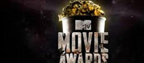 Agli Mtv Awards 2015 Emis Killa, Mengoni e Nek.