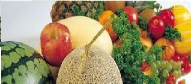 Alimentazione: Frutta e verdura Alimentazione: Frutta e verdura
