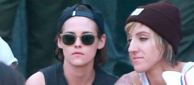 Kristen Stewart avec sa nouvelle copine Alicia Kristen Stewart avec sa nouvelle copine Alicia