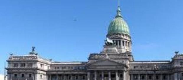La Comisión de Juicio Político violó el reglamento La Comisión de Juicio Político violó el reglamento
