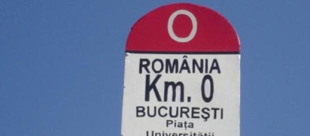 Piaţa Universităţii - kilometrul 0 al democraţiei Piaţa Universităţii - kilometrul 0 al democraţiei