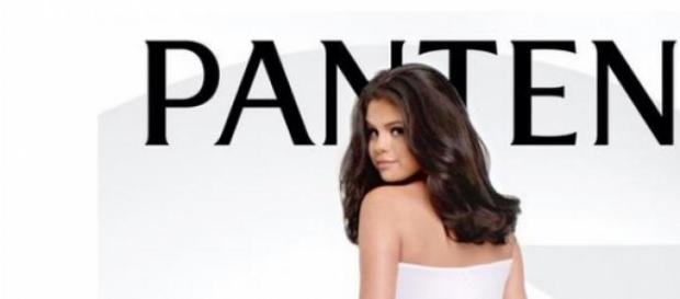 Selena Gomez als Werbegesicht für Pantene. Selena Gomez als Werbegesicht für Pantene.