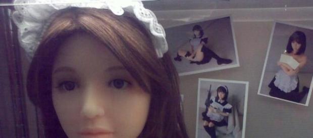 Eine ältere Sexpuppe mit dem Namen RealDoll Eine ältere Sexpuppe mit dem Namen RealDoll