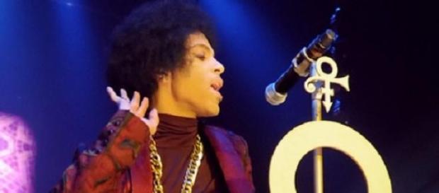 El artista interpretó sus canciones más conocidas El artista interpretó sus canciones más conocidas