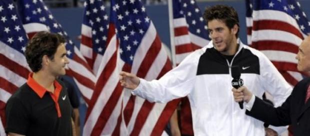 Na premiação, Del Potro reverenciou Roger Federer Na premiação, Del Potro reverenciou Roger Federer