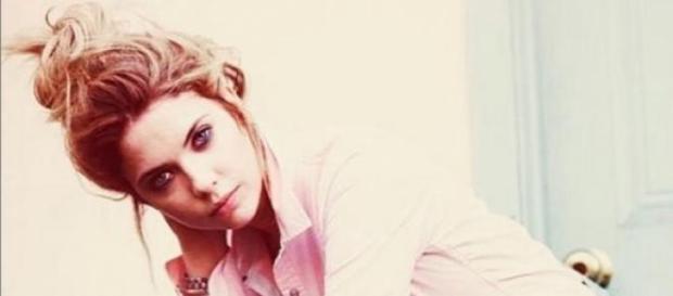 Pretty Little Liars-Star Ashley Benson. Pretty Little Liars-Star Ashley Benson.