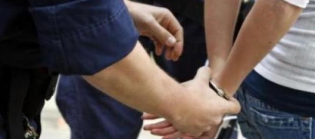 Tinerii români devin infractori din disperare? Tinerii români devin infractori din disperare?