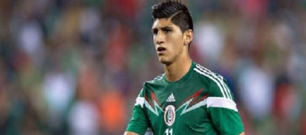 Alan Pulido podría regresar a México Alan Pulido podría regresar a México