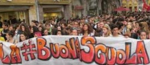 DDL Buona Scuola: stop dal senato, maxiemendamento