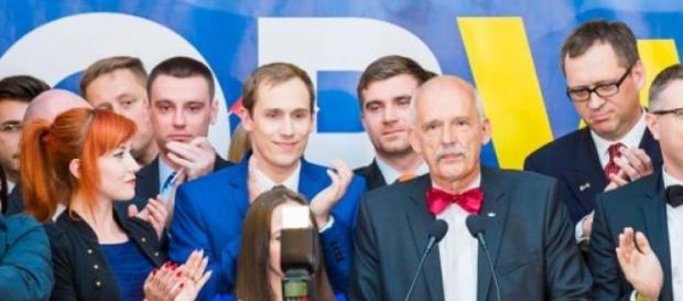 Czy Korwin zaprowadzi swą partię do Sejmu? Czy Korwin zaprowadzi swą partię do Sejmu?