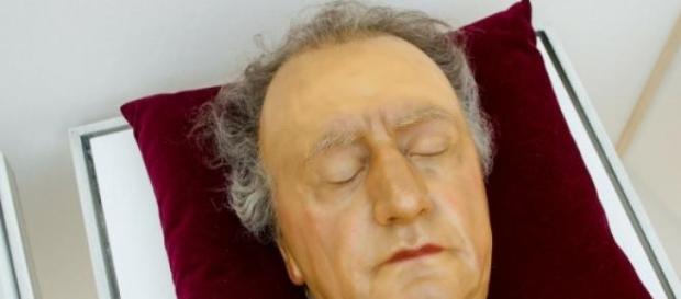 Johann W. Goethe, creador del poema trágico Fausto Johann W. Goethe, creador del poema trágico Fausto