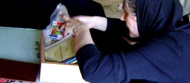 Viorica Paşcalău, femeie de serviciu licenţiată Viorica Paşcalău, femeie de serviciu licenţiată