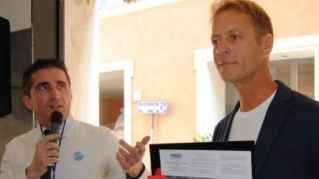 Rocco Siffredi contro maltrattamenti su animali