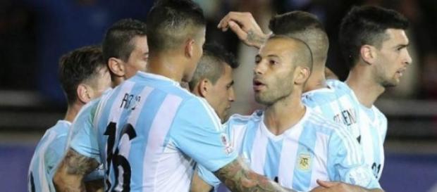 ¿Juegan los amonestados contra Jamaica? ¿Juegan los amonestados contra Jamaica?