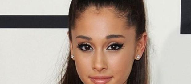 Ariana Grande está em digressão. Ariana Grande está em digressão.