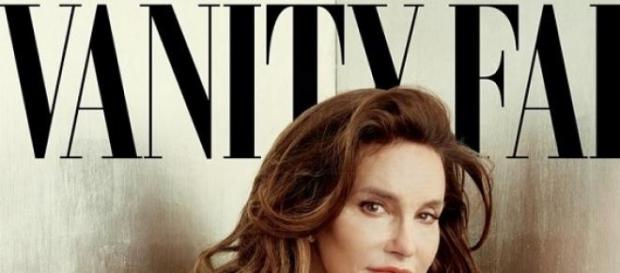 Bruce Jenner é oficialmente Caitlyn Jenner. Bruce Jenner é oficialmente Caitlyn Jenner.