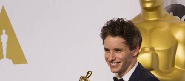 Eddie Redmayne hat die Rolle des „Newt Scamander“ Eddie Redmayne hat die Rolle des „Newt Scamander“