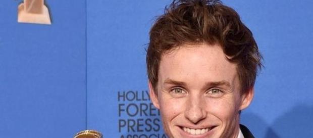 Eddie Redmayne, héros du spin-off d'Harry Potter. Eddie Redmayne, héros du spin-off d'Harry Potter.