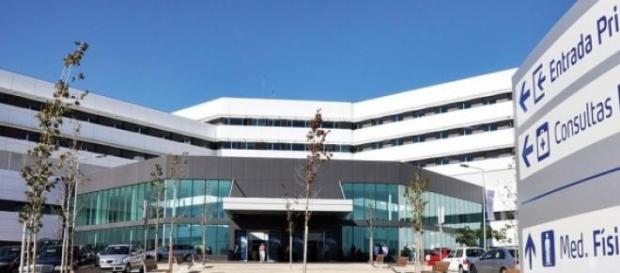 Homem está agora no Hospital de Cascais Homem está agora no Hospital de Cascais
