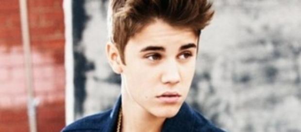Justin da respuesta a la pregunta Justin da respuesta a la pregunta