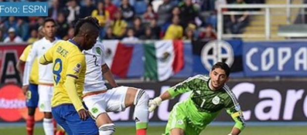 México es vencido uno a cero por Ecuador México es vencido uno a cero por Ecuador