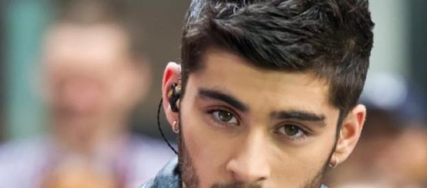 Zayn Malik saiu dos One Direction. Zayn Malik saiu dos One Direction.