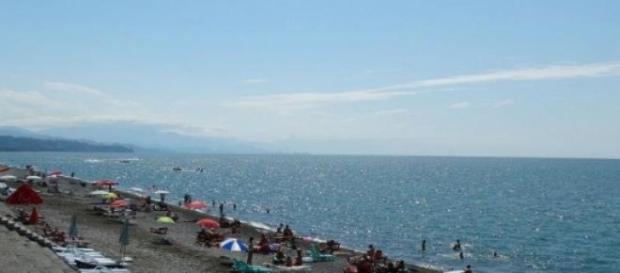 Plaża w Kobuleti, słońce i wspaniała pogoda Plaża w Kobuleti, słońce i wspaniała pogoda