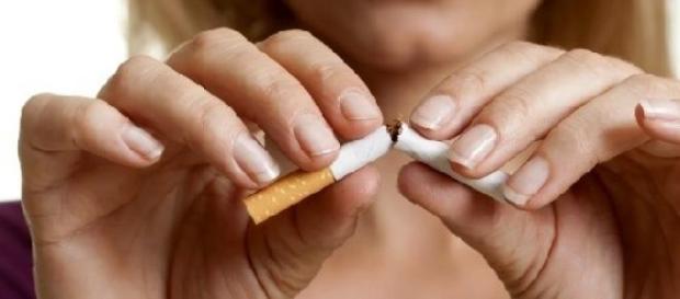 Deshazte del cigarrillo fácilmente Deshazte del cigarrillo fácilmente