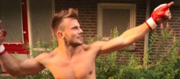 Le « plus bel homme du monde », vraiment ? Le « plus bel homme du monde », vraiment ?