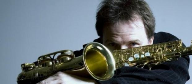 Le saxophoniste Philippe Geiss Le saxophoniste Philippe Geiss