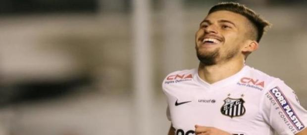 Lucas Lima perto de assinar pelo FC Porto. Lucas Lima perto de assinar pelo FC Porto.