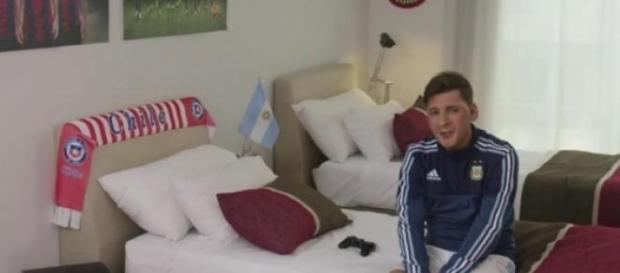 Martín Bossi demuestra un enorme parecido a Messi Martín Bossi demuestra un enorme parecido a Messi