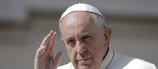 Papa Francisco saluda a la madre naturaleza Papa Francisco saluda a la madre naturaleza