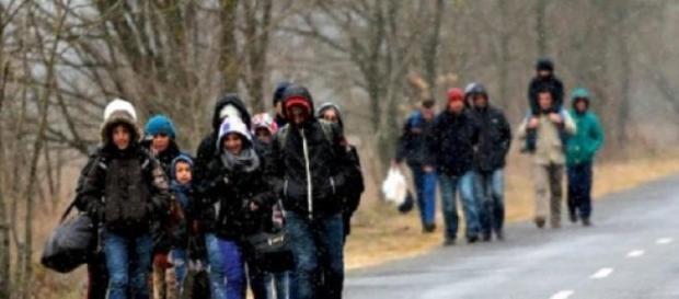 Un vero 'esodo' dal Kosovo Un vero 'esodo' dal Kosovo