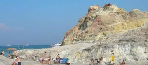 Isola del Vulcano, gettonata dai vacanzieri