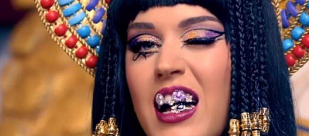 'Dark Horse' é o vídeo feminino mais assistido 'Dark Horse' é o vídeo feminino mais assistido