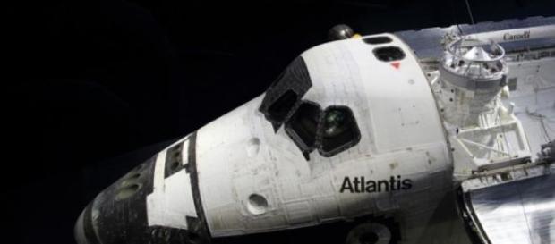 La navette Atlantis au KSC La navette Atlantis au KSC