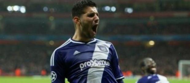 Mitrovic interessa ao Benfica e... ao FC Porto Mitrovic interessa ao Benfica e... ao FC Porto