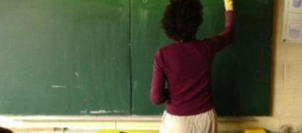 Docenti: la professione molto discussa al Governo. Docenti: la professione molto discussa al Governo.