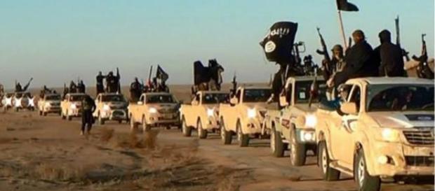 Isis, nuove raccapriccianti esecuzioni Isis, nuove raccapriccianti esecuzioni