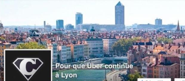 La page a dépassé les 10 000 "Like" La page a dépassé les 10 000 "Like"