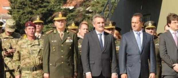 Milani, en la foto con Rossi y Scioli Milani, en la foto con Rossi y Scioli