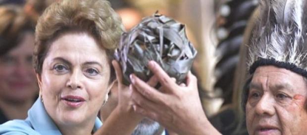 Em ocasiões ideiais até poderia ser engraçado Em ocasiões ideiais até poderia ser engraçado