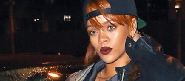 Rihanna ist momentan total verliebt Rihanna ist momentan total verliebt