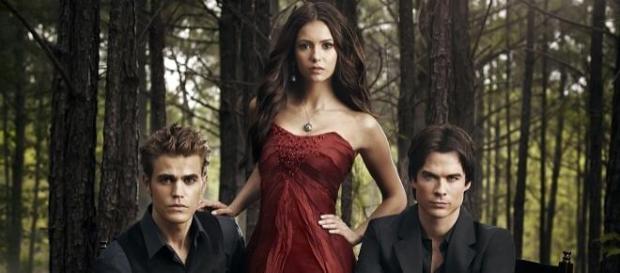 Stefan, Elena y Damon en Crónicas Vampíricas Stefan, Elena y Damon en Crónicas Vampíricas