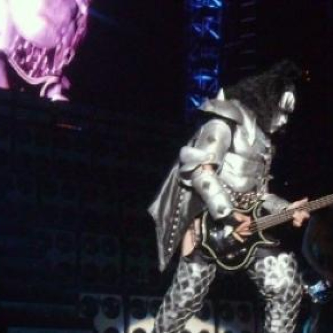 Simmons volvió a hablar sobre el negocio del rock