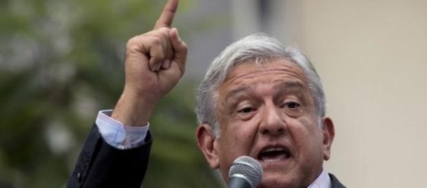 AMLO siempre ha sido la víctima AMLO siempre ha sido la víctima