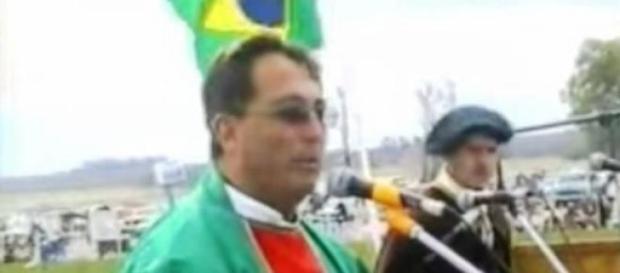 El 'cura payador' señalado como pedófilo El 'cura payador' señalado como pedófilo